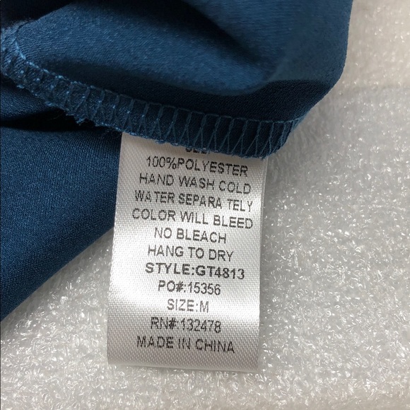 NEW GLAM Blouse Dark Blue Long Sleeves Silky/Satiny Women’s Size Medium - Picture 5 of 9